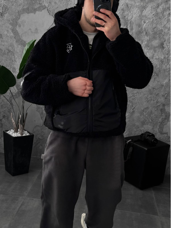 Об’ємний плюшевий бомбер