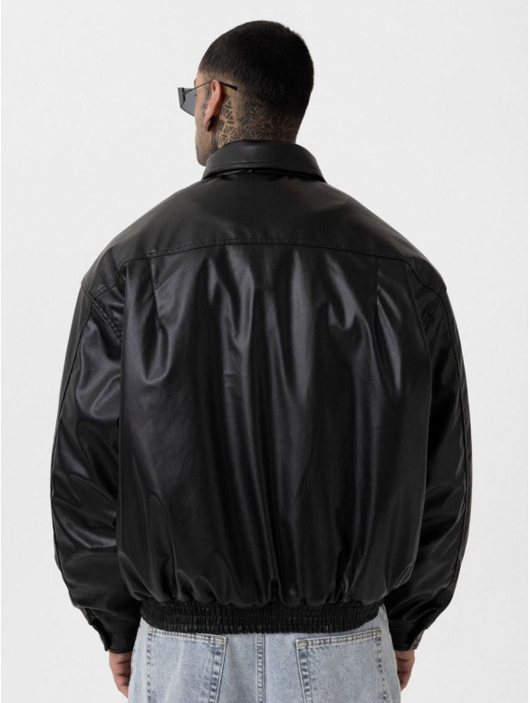 Oversize бомбер з екошкіри