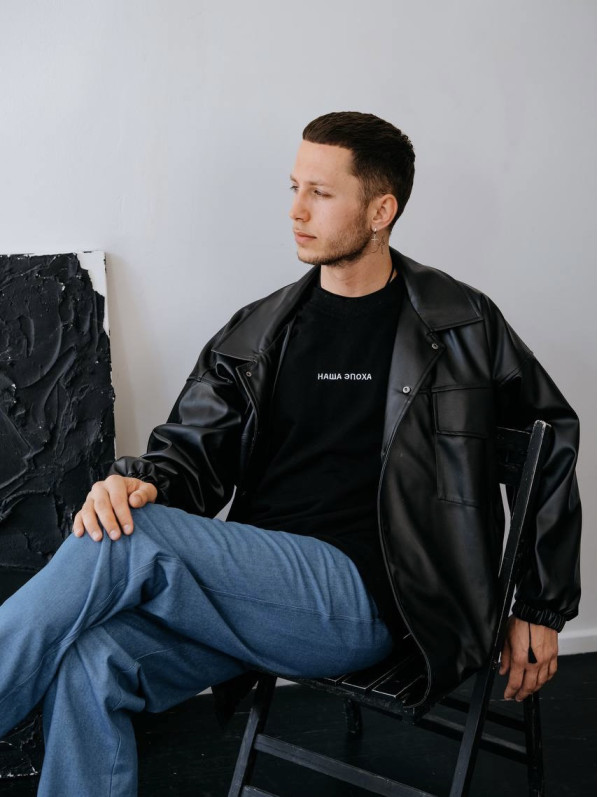 Oversize бомбер із екошкіри Oversize бомбер із екошкіри
