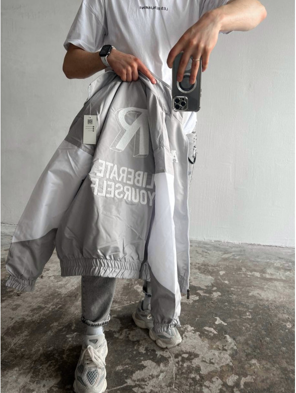 Oversize бомбер з вишивкою