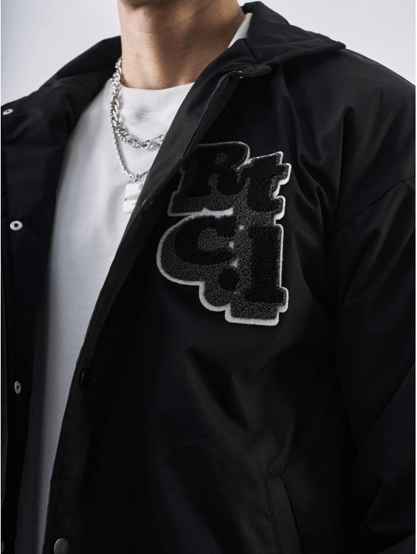 Oversize бомбер з вишивкою