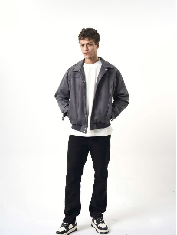 Замшевий бомбер oversize