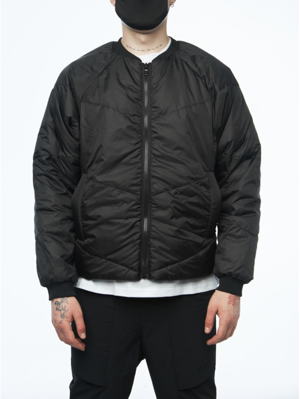 Базовий oversize бомбер