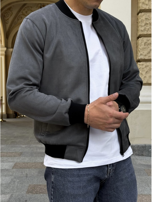 Замшевий бомбер