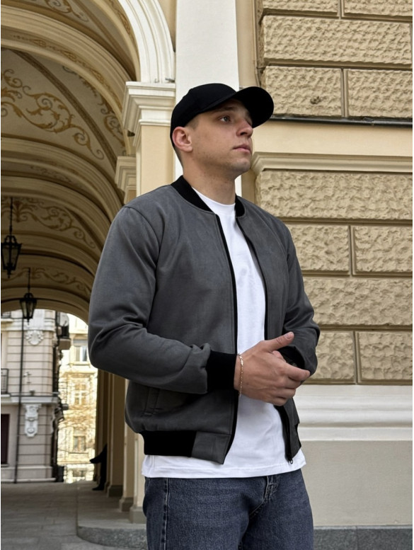 Замшевий бомбер
