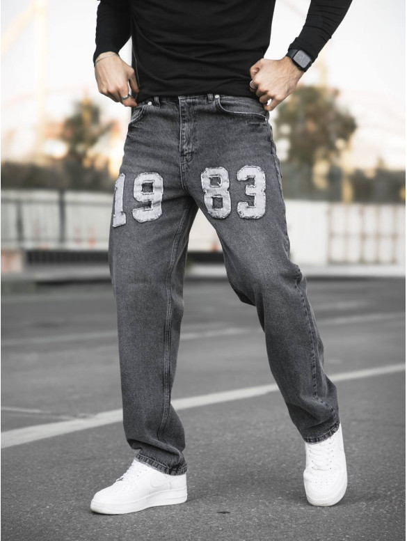 Джинси Baggy з акцентною нашивкою