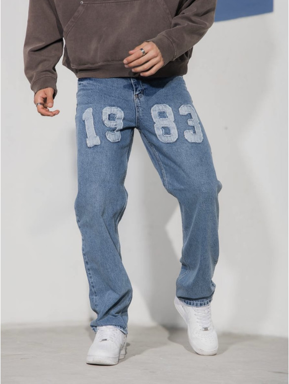 Джинси Baggy з акцентною нашивкою