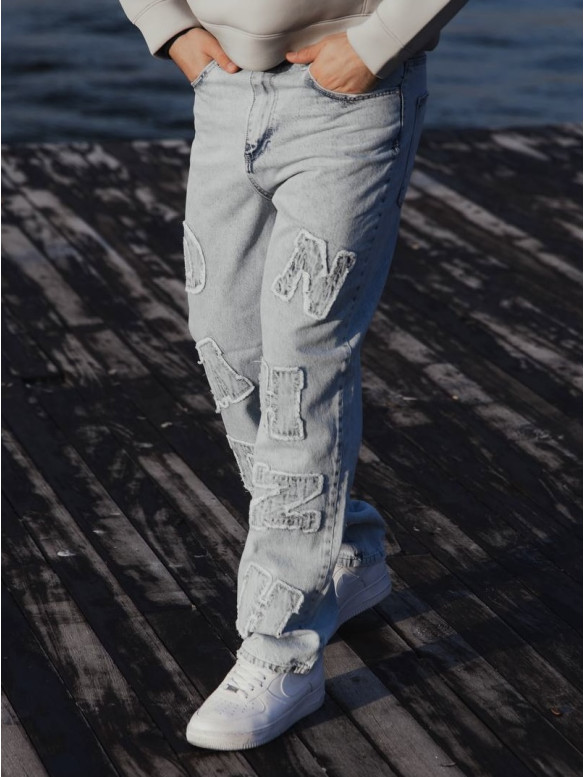 Джинси Baggy з акцентною нашивкою