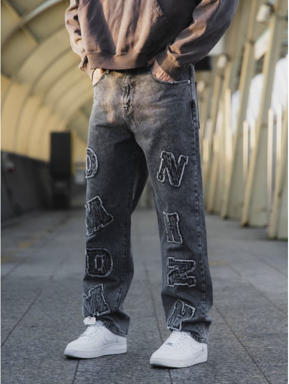 Джинси Baggy з акцентною нашивкою