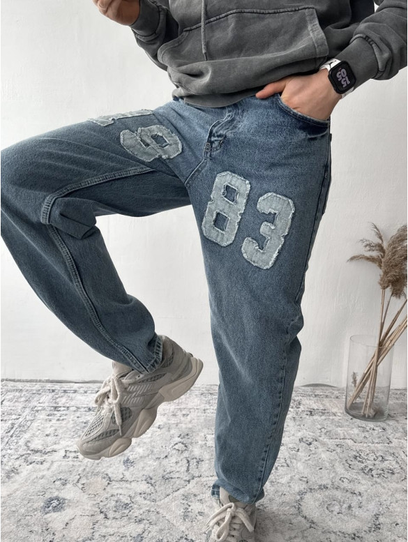 Джинси Baggy з акцентною нашивкою