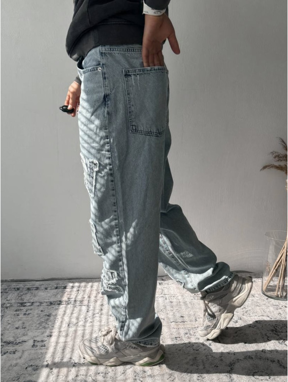 Джинси Baggy з акцентною нашивкою