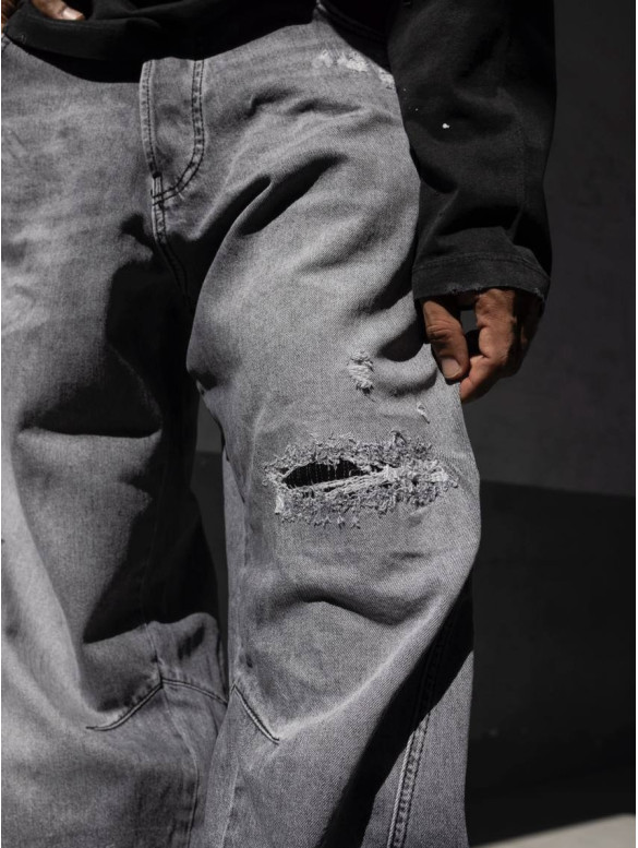 Джинси Baggy з рваностями