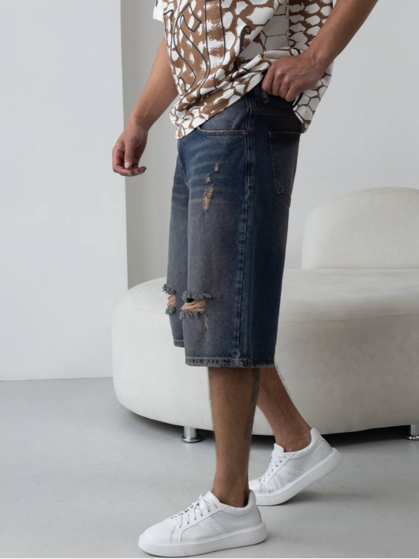 Джинсові шорти Baggy зі рваностями Джинсові шорти Baggy зі рваностями