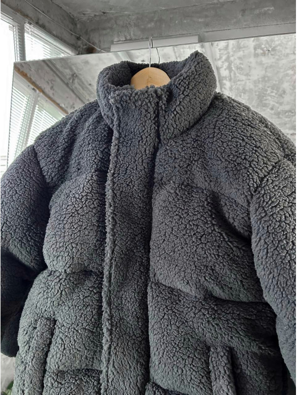 Зимова плюшева куртка oversize