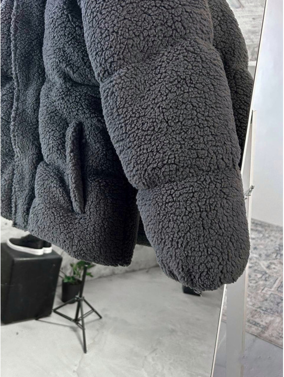 Зимова плюшева куртка oversize