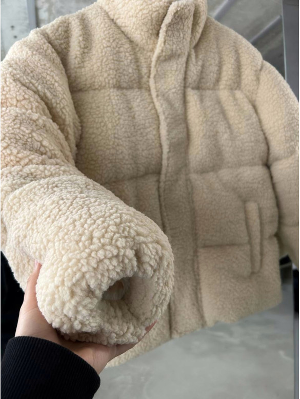 Зимова плюшева куртка oversize
