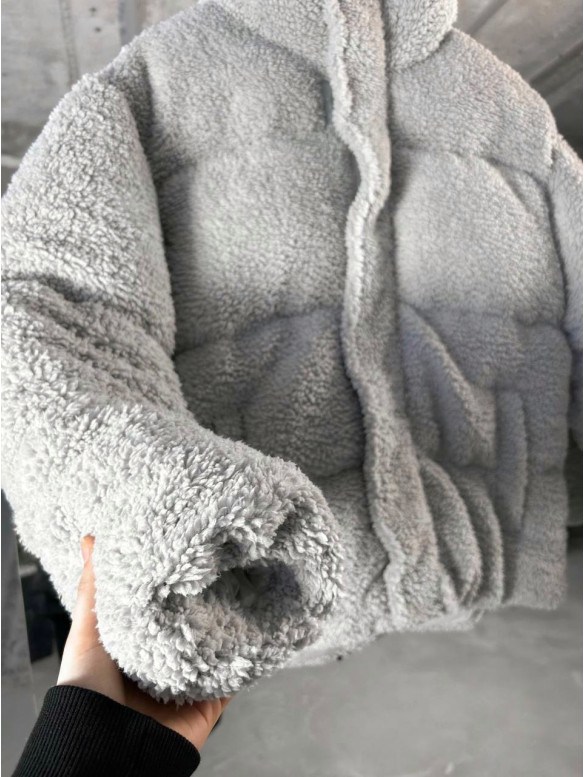 Зимова плюшева куртка oversize