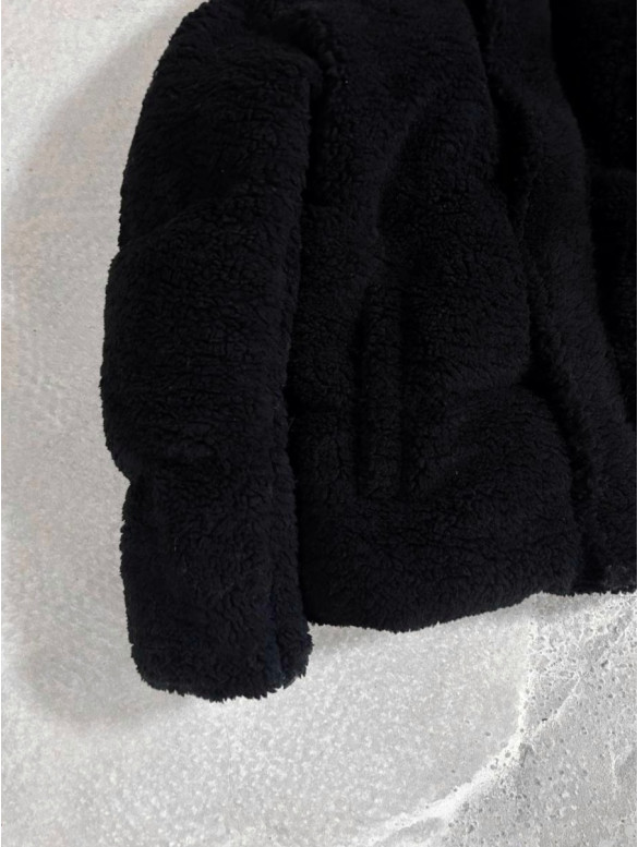 Зимова плюшева куртка oversize