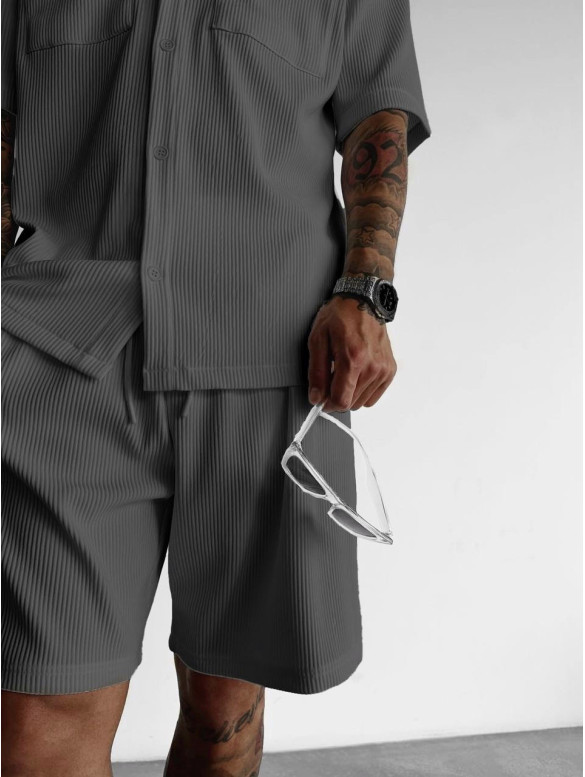 Літній oversize костюм у рубчик