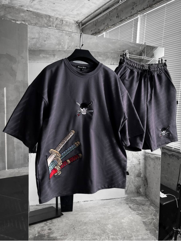 Oversize костюм з вишивкою Oversize костюм з вишивкою