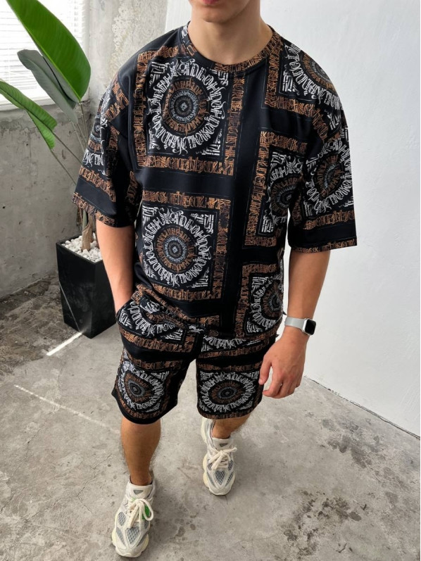 Літній oversize костюм з принтом Літній oversize костюм з принтом