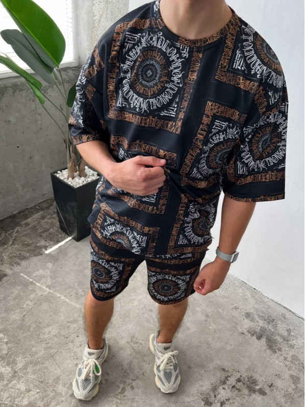 Літній oversize костюм з принтом Літній oversize костюм з принтом