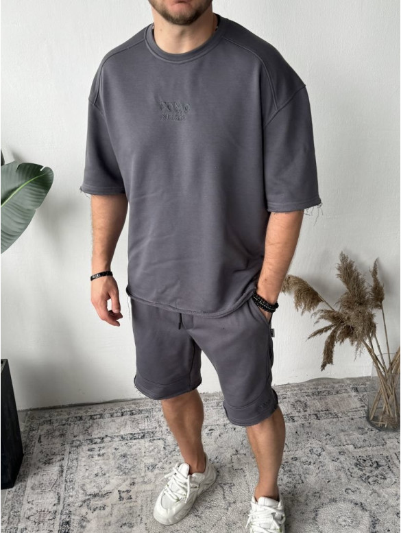 Oversize костюм з вишивкою