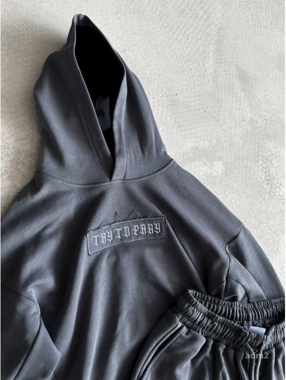 Oversize костюм з вишивкою