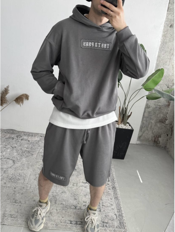 Oversize костюм з вишивкою