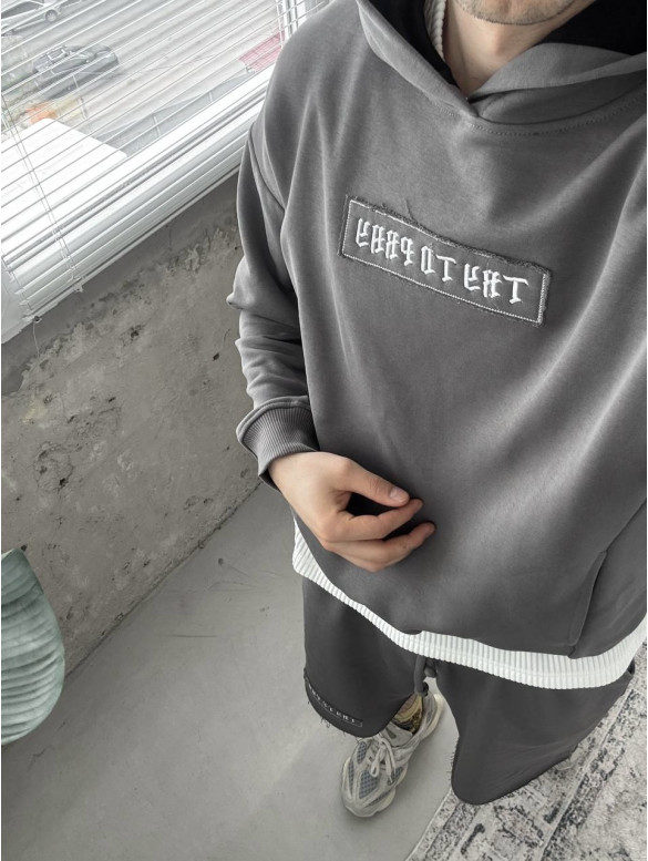 Oversize костюм з вишивкою