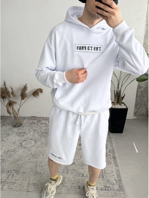Oversize костюм з вишивкою