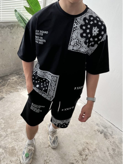 Літній oversize костюм з принтом