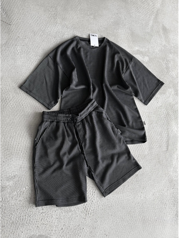 Літній oversize костюм у рубчик