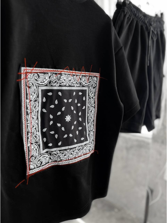 Літній oversize костюм з принтом