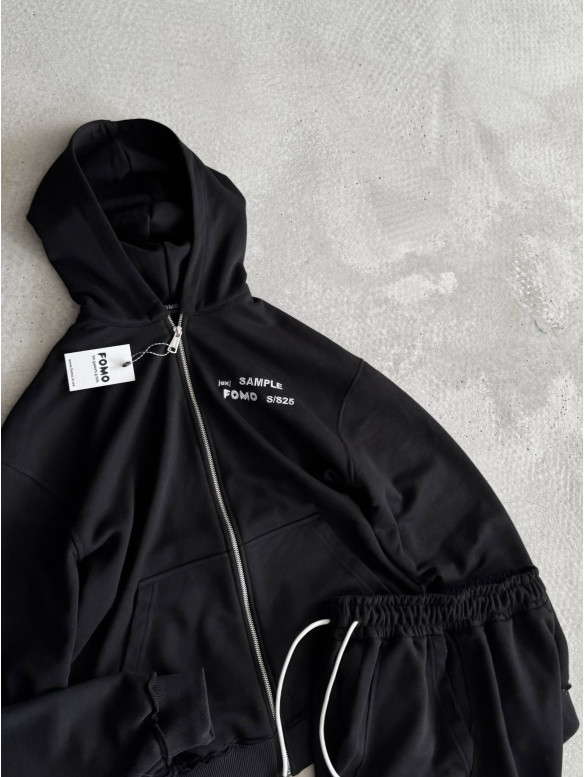 Oversize костюм з вишивкою