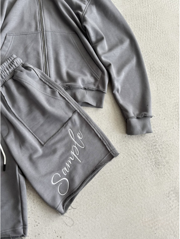 Oversize костюм з вишивкою