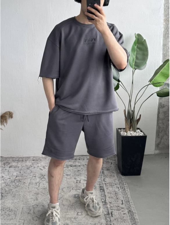 Oversize костюм з вишивкою