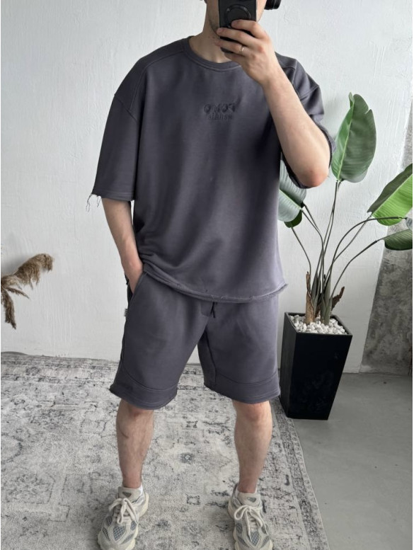 Oversize костюм з вишивкою