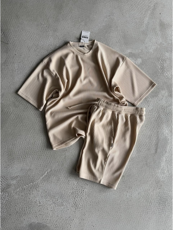 Літній oversize костюм у рубчик