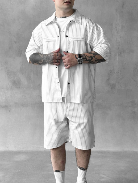 Літній oversize костюм у смужку