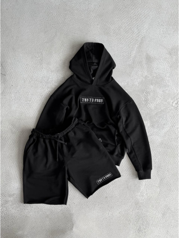 Oversize костюм з вишивкою