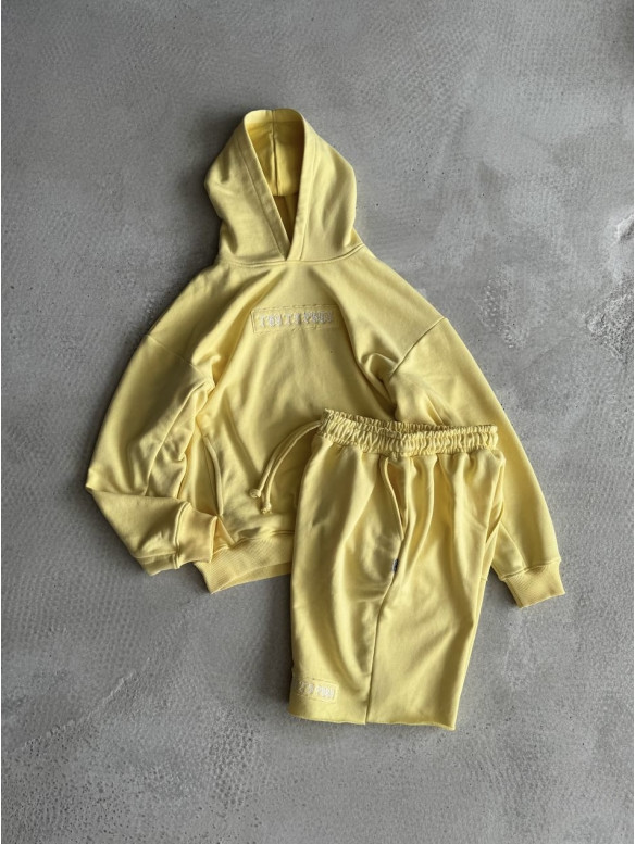 Oversize костюм з вишивкою