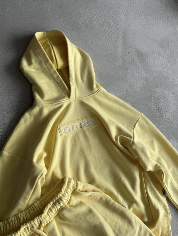 Oversize костюм з вишивкою