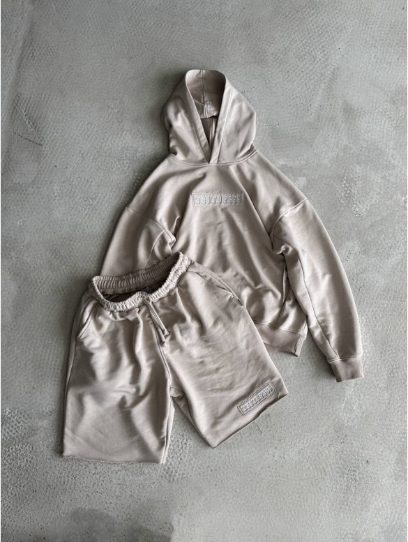 Oversize костюм з вишивкою
