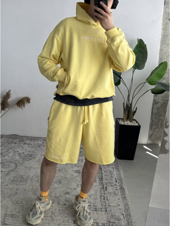 Oversize костюм з вишивкою