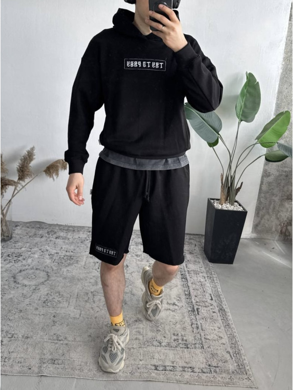 Oversize костюм з вишивкою