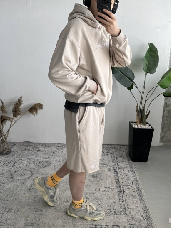 Oversize костюм з вишивкою