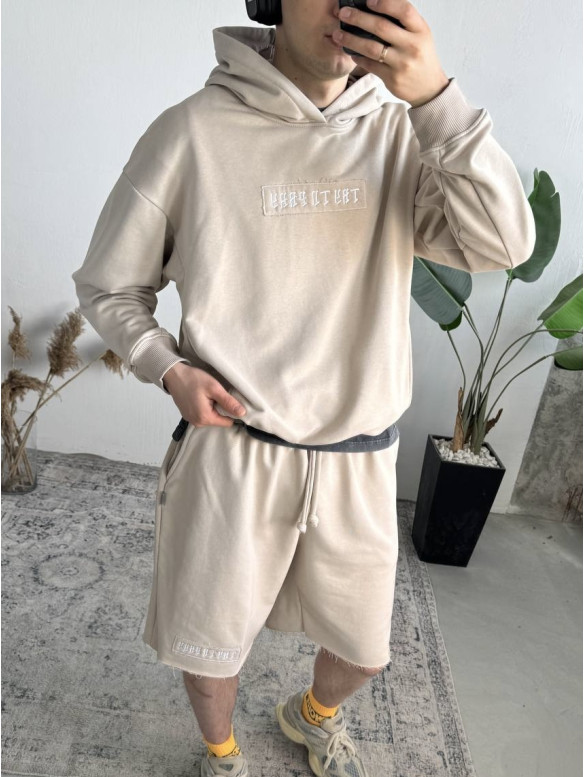 Oversize костюм з вишивкою