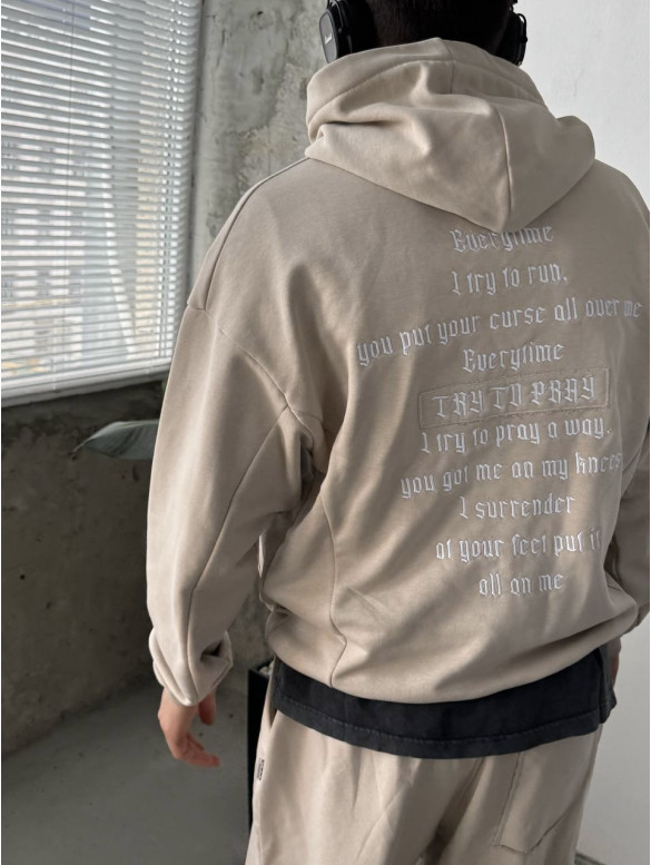 Oversize костюм з вишивкою