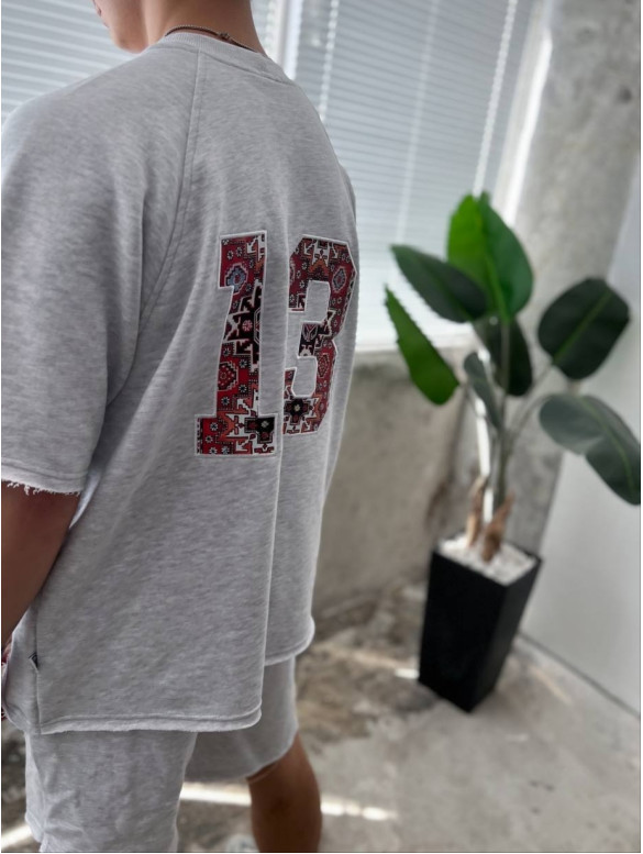 Oversize костюм з принтом
